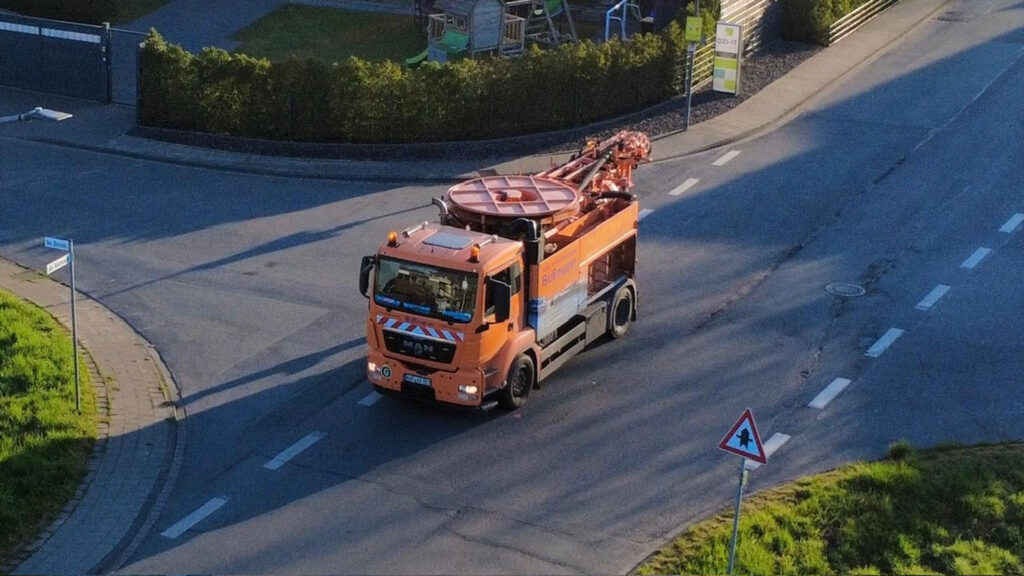 Rohr- und Kanalreinigung Bußmann Firmenfahrzeug